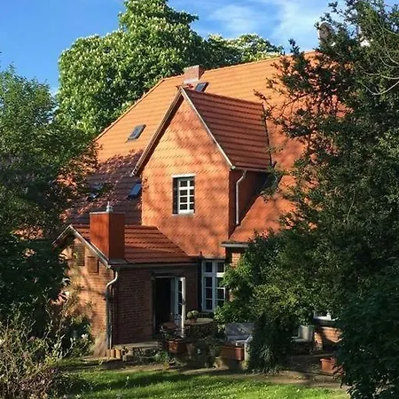 Gastezimmer Altes Pfarrhaus Badendiek